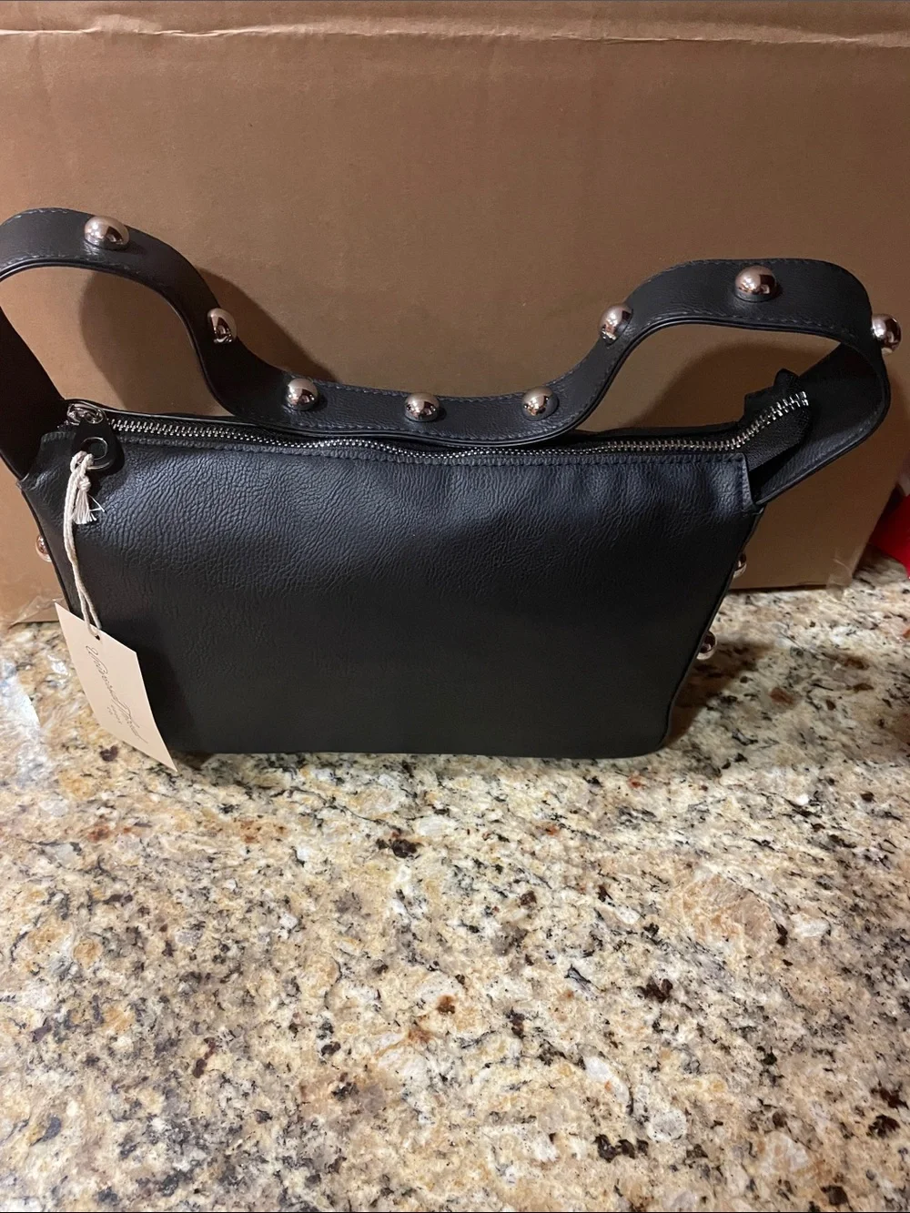 Universal Thread Black Pebbled Shoulder Bag